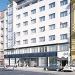Axa Hotel
