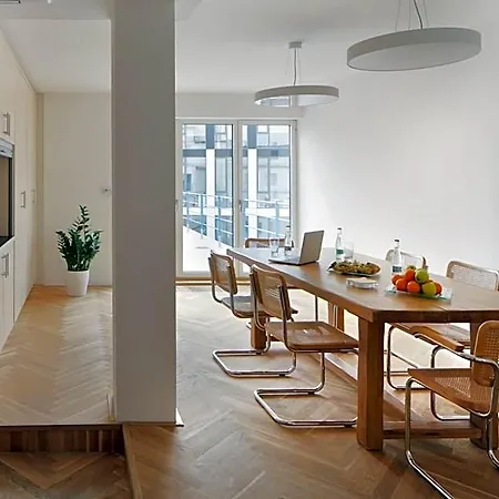 Axa 3*