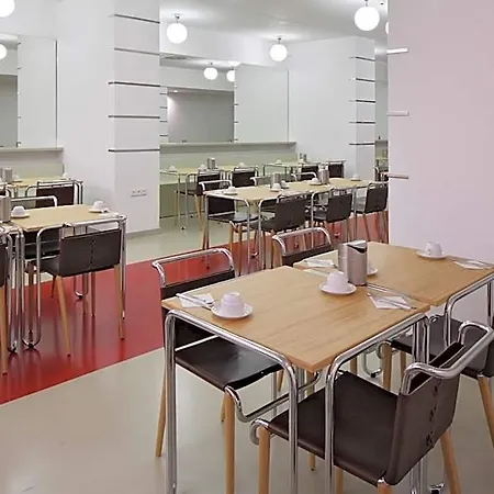 Axa Hotel