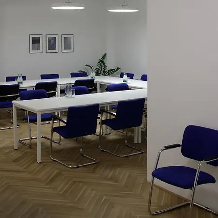 Отель Axa