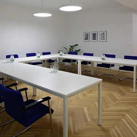 Szálloda Axa