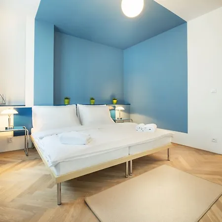 Axa 3* Prague