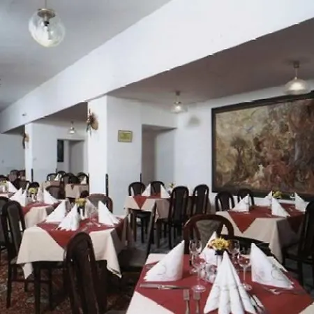 Axa Отель