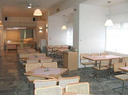 Axa Hotel