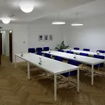 Axa Πράγα