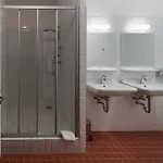 Axa Πράγα