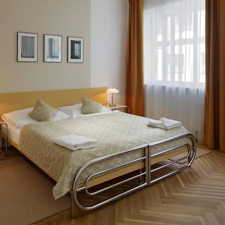 Axa Prag