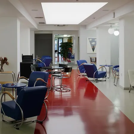 Отель Axa