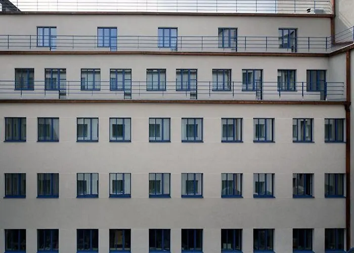 Axa Hotel 3*