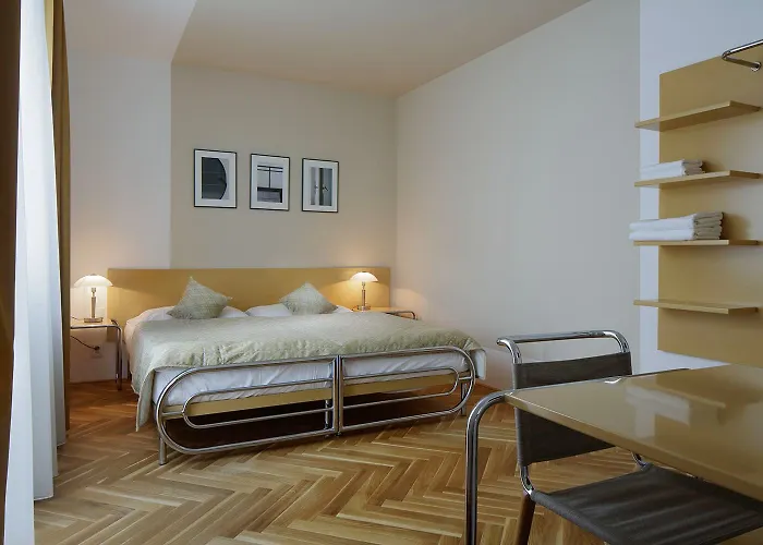 Hotel Axa