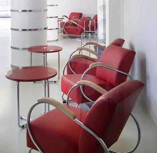 Axa Hotel 3*