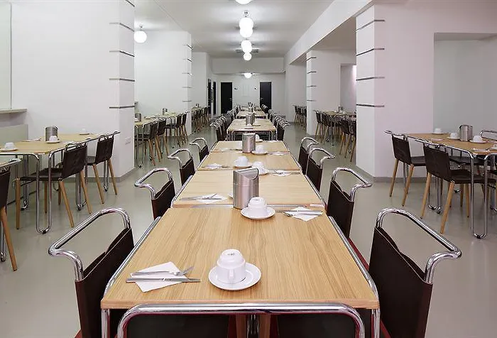 Axa 3* Praag