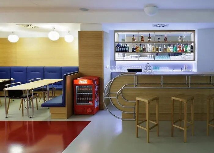 Axa Hotel 3*